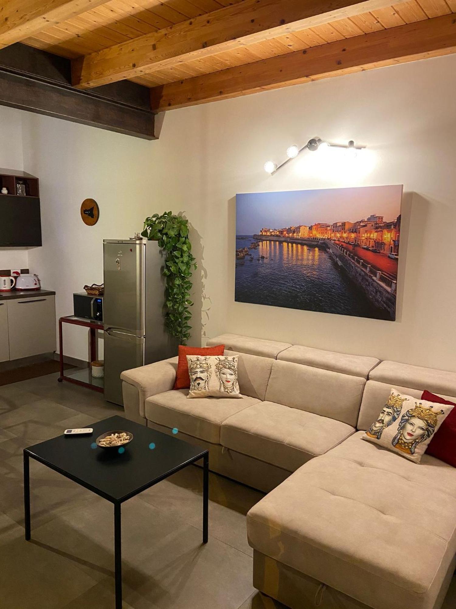 Eleven Villa Syrakusa Exteriör bild
