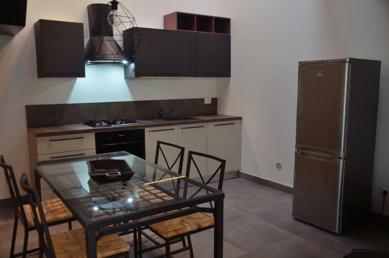 Eleven Villa Syrakusa Exteriör bild